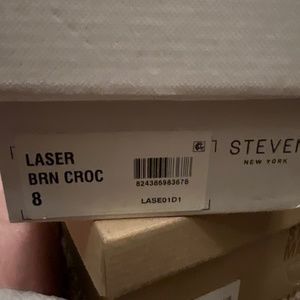 Steve Madden sandals